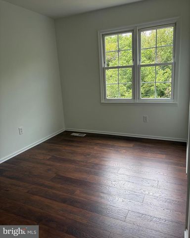 9586 COVINGTON PL, Manassas, VA 20109