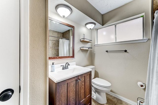 2507 Whispering Springs Drive, Spring, TX 77373