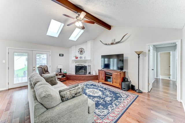 2507 Whispering Springs Drive, Spring, TX 77373