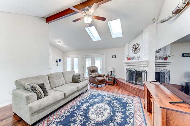 2507 Whispering Springs Drive, Spring, TX 77373