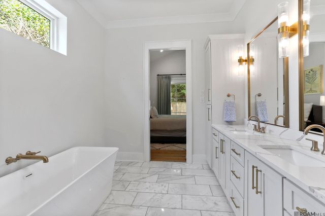 5535 Houston Dr, Baton Rouge, LA 70809