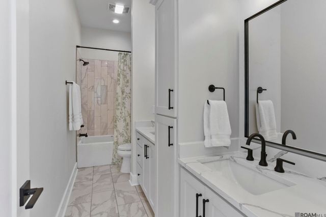 5535 Houston Dr, Baton Rouge, LA 70809