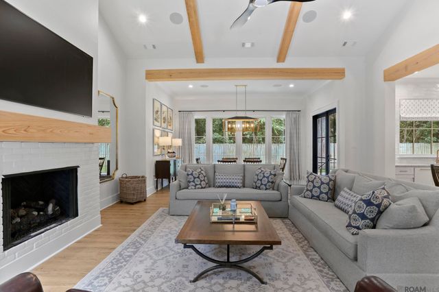 5535 Houston Dr, Baton Rouge, LA 70809