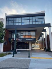 221 Main Street, Salinas, CA 93901