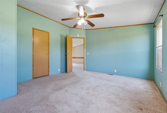 128 Hill Top Lane, Huntsville, TX 77320