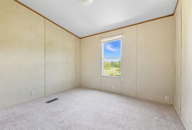 128 Hill Top Lane, Huntsville, TX 77320