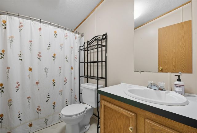 128 Hill Top Lane, Huntsville, TX 77320