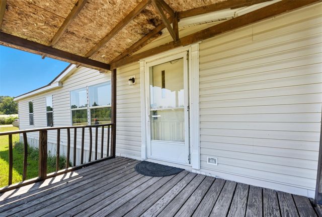 128 Hill Top Lane, Huntsville, TX 77320