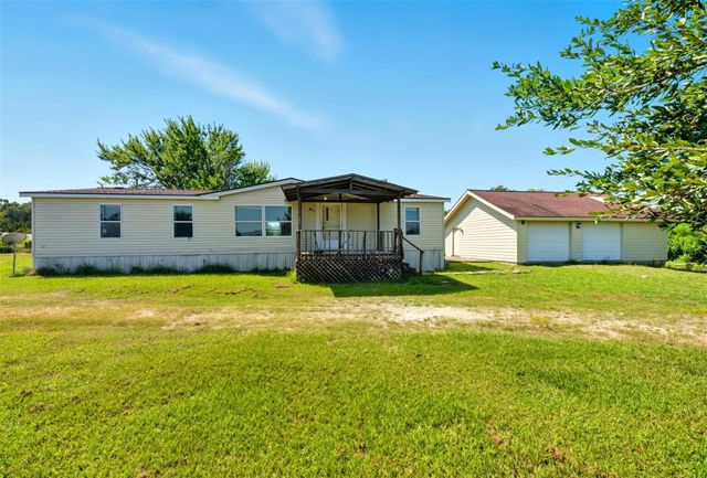 128 Hill Top Lane, Huntsville, TX 77320