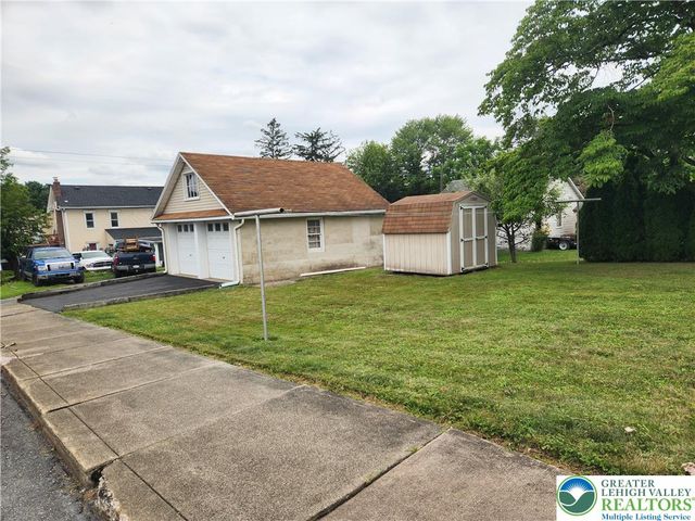 230 Blaine Street, East Bangor Boro, PA 18013