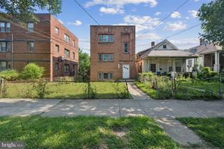 4050 GRANT ST NE, Washington, DC 20019