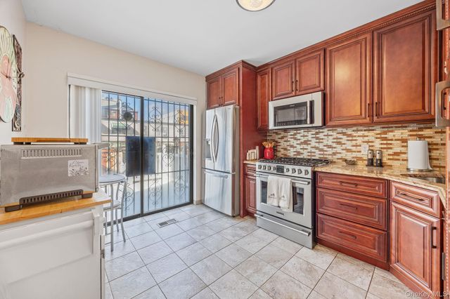 905 Hart Street, Brooklyn, NY 11237