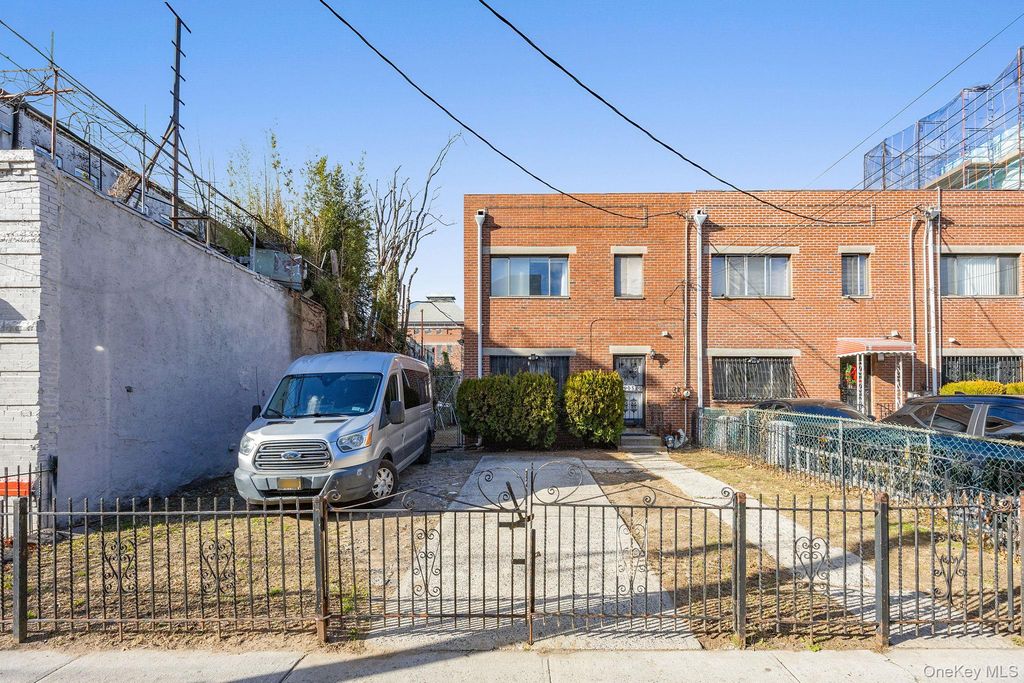 905 Hart Street, Brooklyn, NY 11237