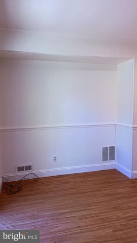 24 VISTA RD, Hamilton, NJ 08690