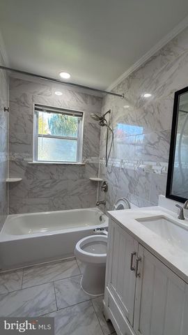 24 VISTA RD, Hamilton, NJ 08690