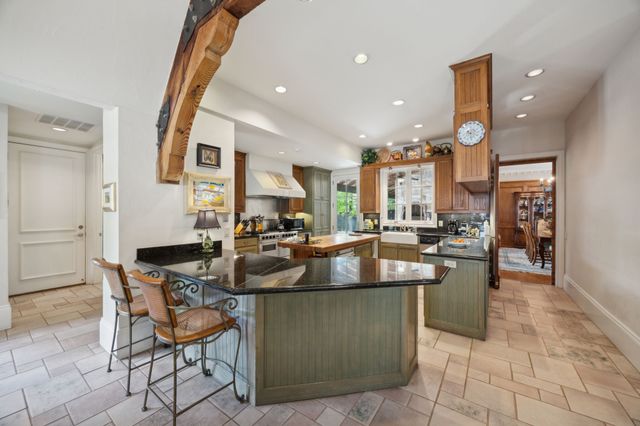 6707 Meadow Road, Dallas, TX 75230