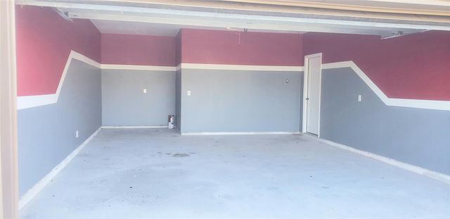 8723 W Crescent Lake Circle, Baytown, TX 77521