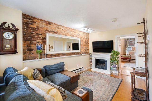 9 Hancock Street 4, Boston, MA 02114