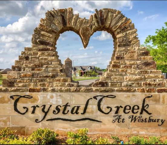 2405 Crystal Creek Drive, Yukon, OK 73099