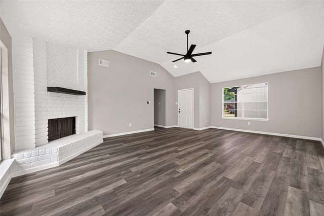 15718 Wingdale Drive, Houston, TX 77082