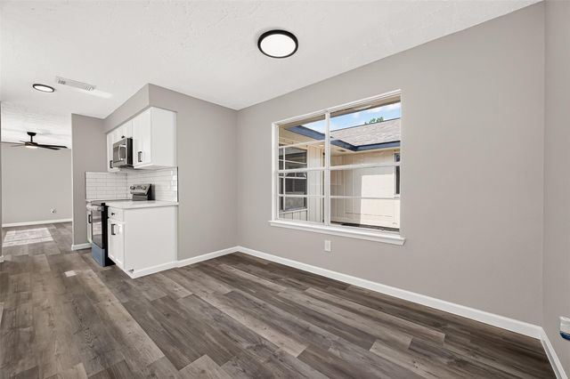 15718 Wingdale Drive, Houston, TX 77082