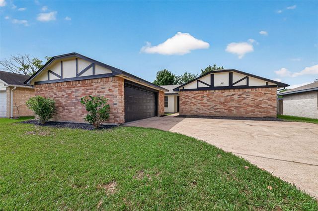 15718 Wingdale Drive, Houston, TX 77082