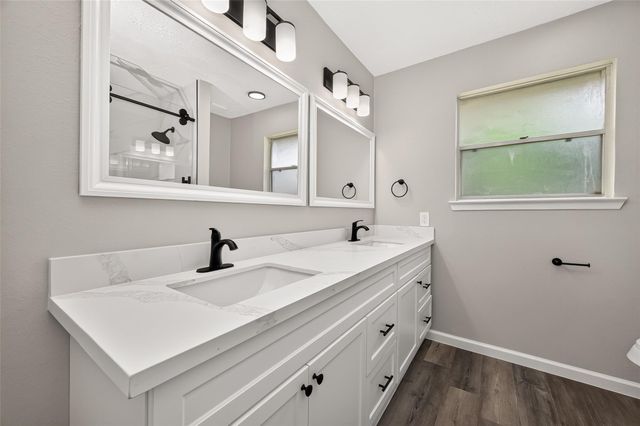 15718 Wingdale Drive, Houston, TX 77082