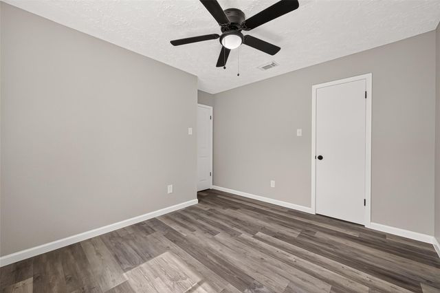 15718 Wingdale Drive, Houston, TX 77082