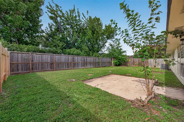 15718 Wingdale Drive, Houston, TX 77082