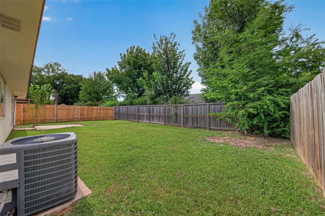 15718 Wingdale Drive, Houston, TX 77082