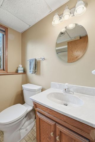 819 Johnson St, Anoka, MN 55303