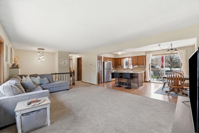 819 Johnson St, Anoka, MN 55303