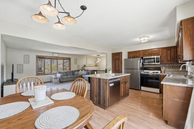 819 Johnson St, Anoka, MN 55303