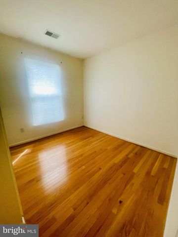 6226 BATTALION ST, Centreville, VA 20121