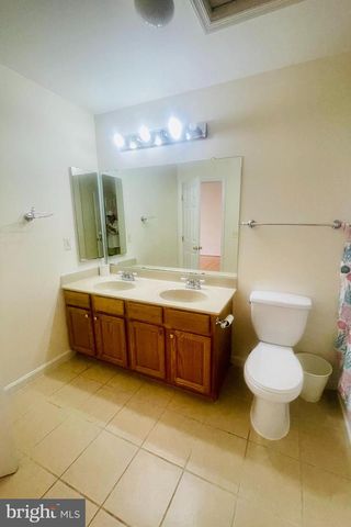 6226 BATTALION ST, Centreville, VA 20121
