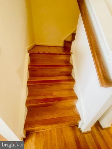 6226 BATTALION ST, Centreville, VA 20121