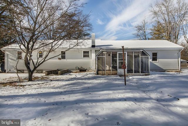 5 CHARLES AVE, Blackwood, NJ 08012