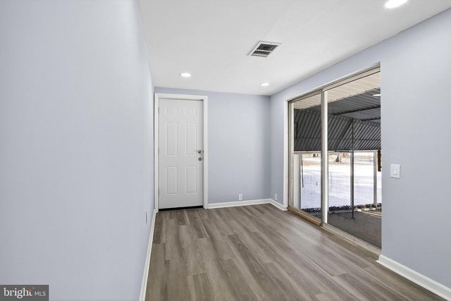 5 CHARLES AVE, Blackwood, NJ 08012