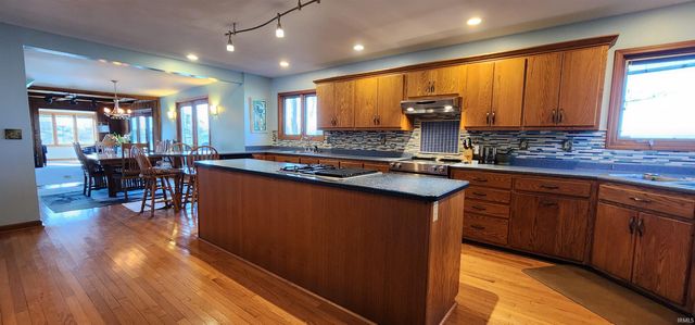 420 EMS W17 Lane, North Webster, IN 46555