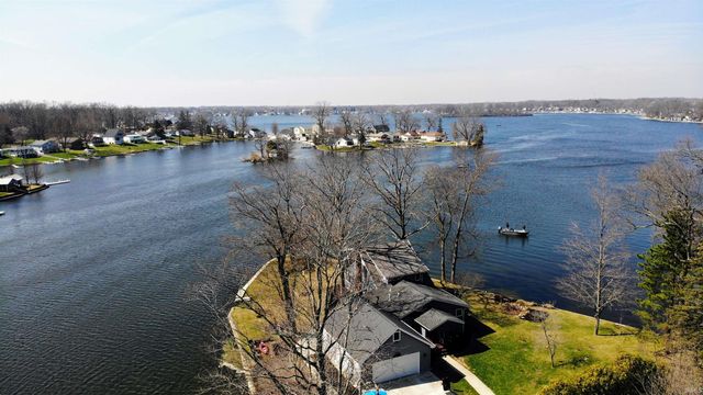 420 EMS W17 Lane, North Webster, IN 46555