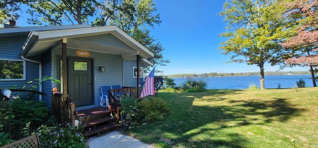 420 EMS W17 Lane, North Webster, IN 46555