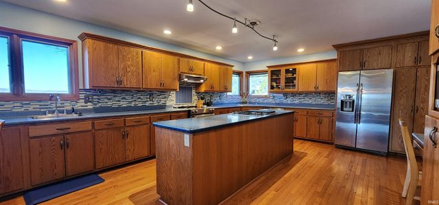 420 EMS W17 Lane, North Webster, IN 46555