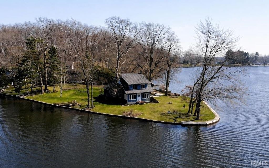 420 EMS W17 Lane, North Webster, IN 46555