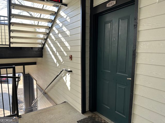 211 N Avenue 1225, Athens, GA 30601