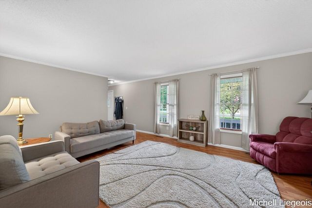 3325 S Riverwood Drive, Twin Lake, MI 49457