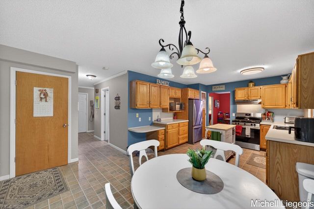 3325 S Riverwood Drive, Twin Lake, MI 49457