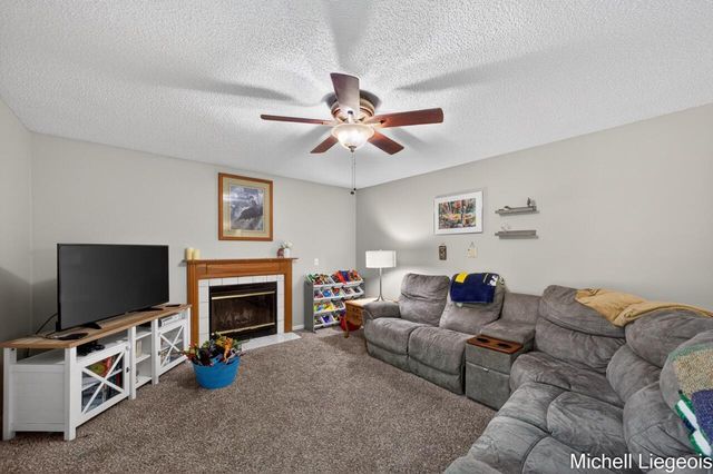 3325 S Riverwood Drive, Twin Lake, MI 49457