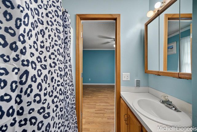 3325 S Riverwood Drive, Twin Lake, MI 49457