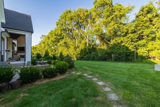 1878 Traditions Cir, Brentwood, TN 37027