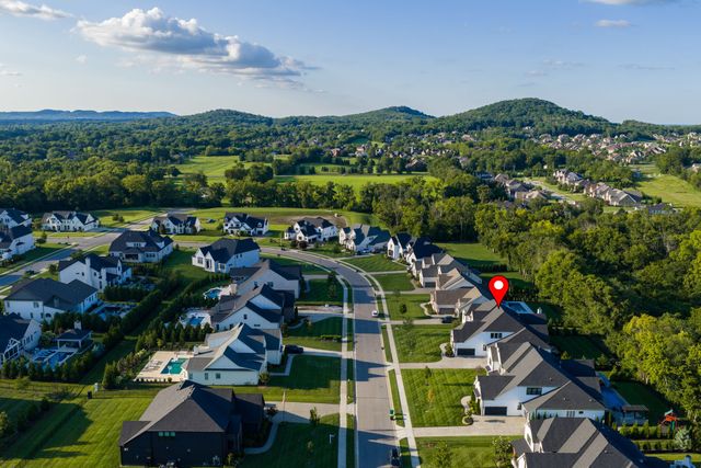 1878 Traditions Cir, Brentwood, TN 37027